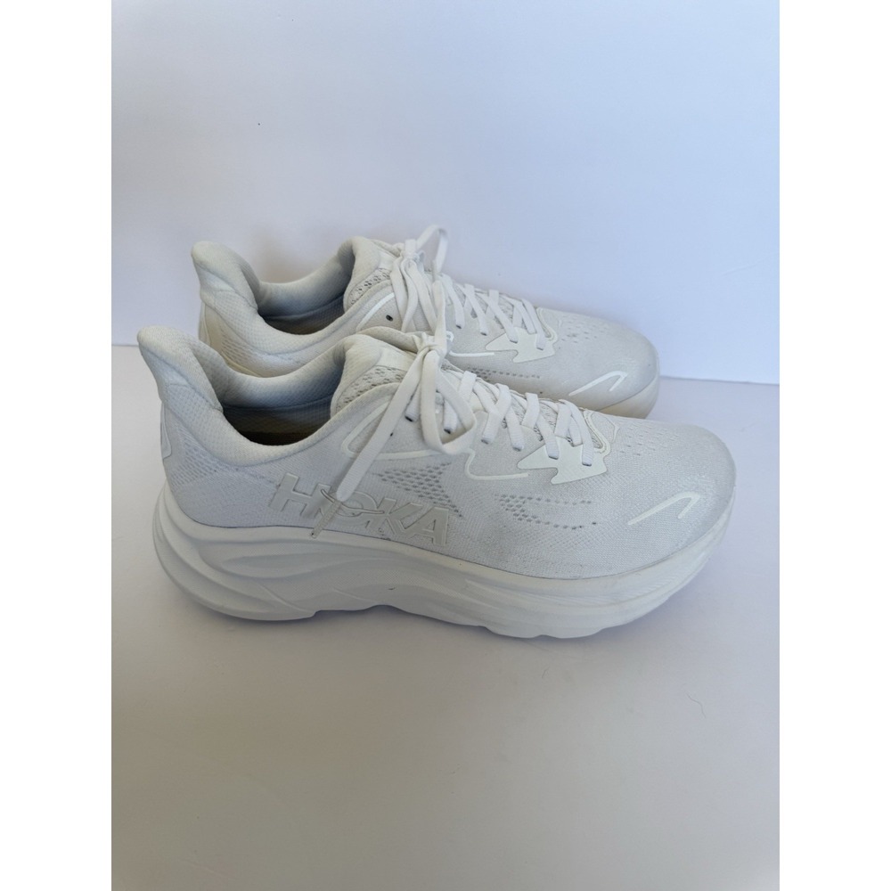 NEW HOKA Clifton 10 White White Running Shoes Womens 10 Wide Sneakers 2E 1162032
